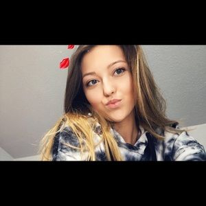 Meet your Posher, Hope